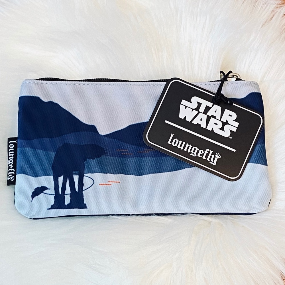 NWT Loungefly Star Wars Hoth zipper pouch